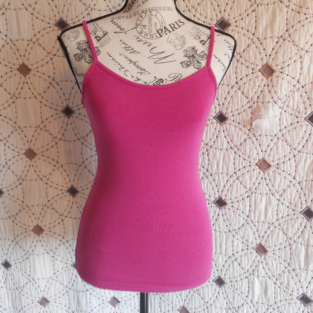 EUC Avon mark. Basic Pink Tank S